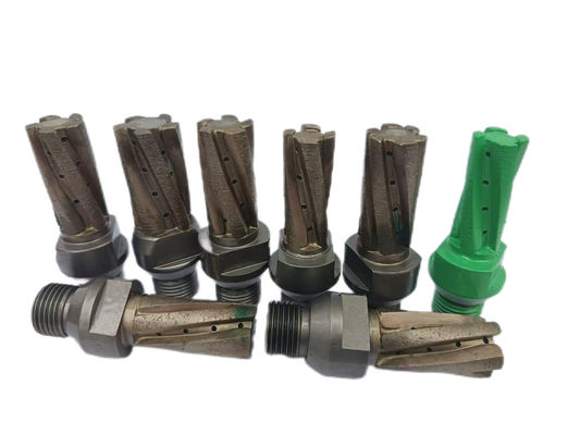 Hoogwaardige wolfraamcarbide-glasfreesmachine voor CNC-bewerking met precisie Diamantboorstuk 22 mm*6